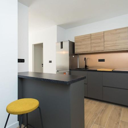 Lumi'S Perfect Place Near Beach With Garden & Free Public Parking سبليت المظهر الخارجي الصورة